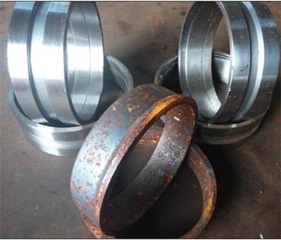 耐磨法兰种类与型号详解 君明砼泵配件厂供应指南